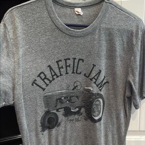 Alternative Gray Short Sleeve Tee with Vintage Graphic